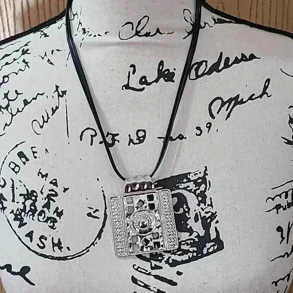 #3 set of 3 fashion necklaces gold pendant chunky beaded geometric - Picture 2 of 4